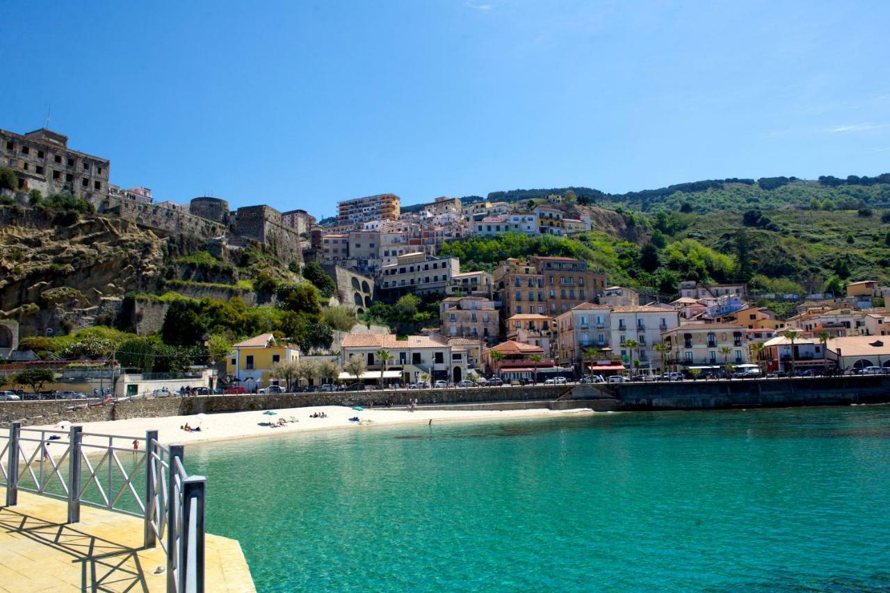 Residenza Maria Antonietta - 50 Metri Dal Mare Pizzo (Calabria)